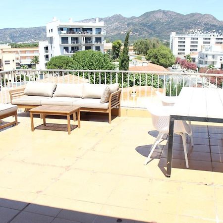 Beautiful Loft, Huge Sunny Terrace, View Over The Beach And Sea Roses Exterior foto