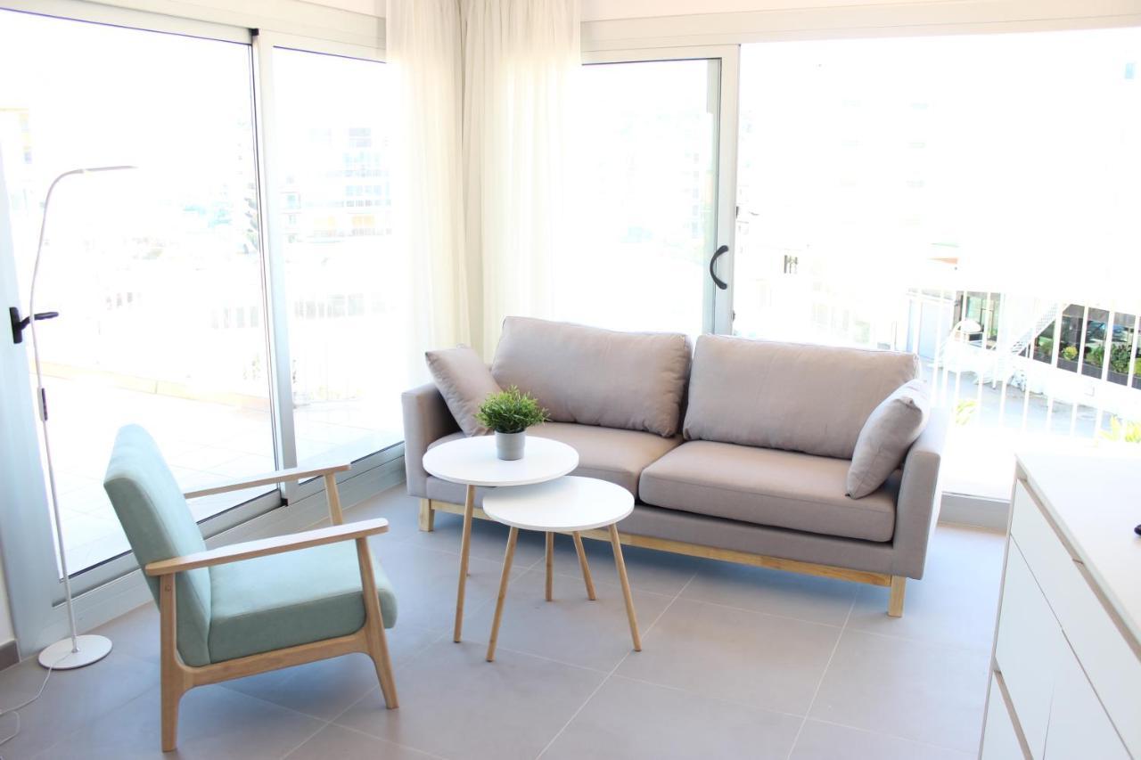 Beautiful Loft, Huge Sunny Terrace, View Over The Beach And Sea Roses Exterior foto